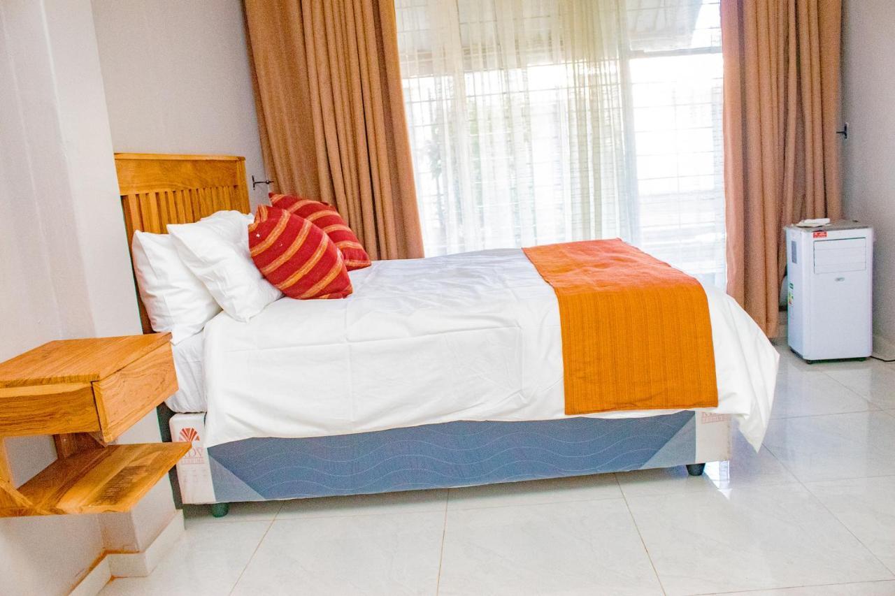 R Executive Apartments Harare Exterior foto